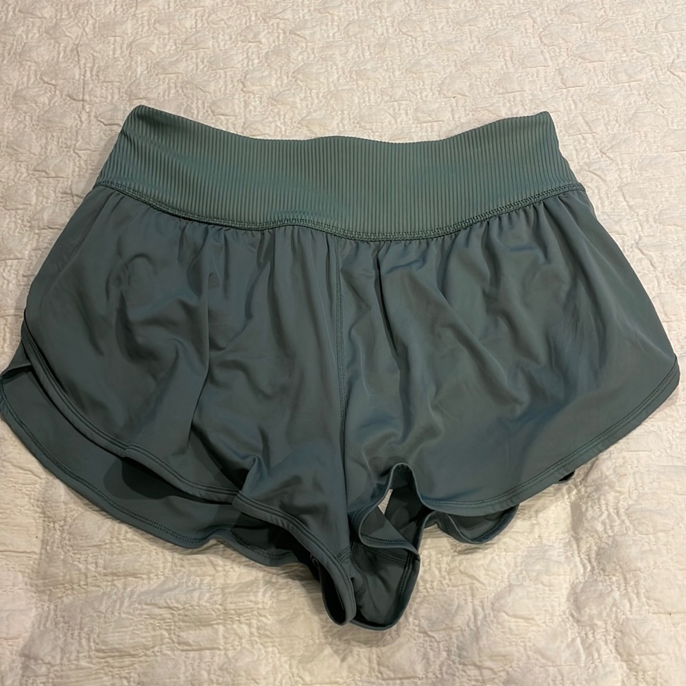 Free People Movement flowy shorts, Women’s size XL. Fits more like a M/L